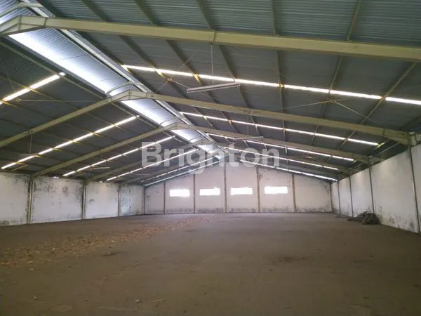 image GUDANG STRATEGIS RADEN INTAN MALANG (9)