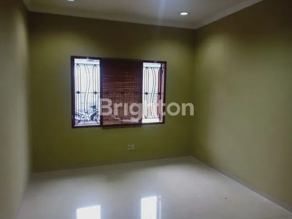image RUMAH LUAS DAN MURAH DI JAKARTA BARAT (4)