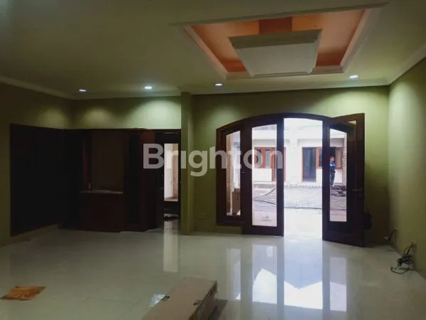 image RUMAH LUAS DAN MURAH DI JAKARTA BARAT (6)