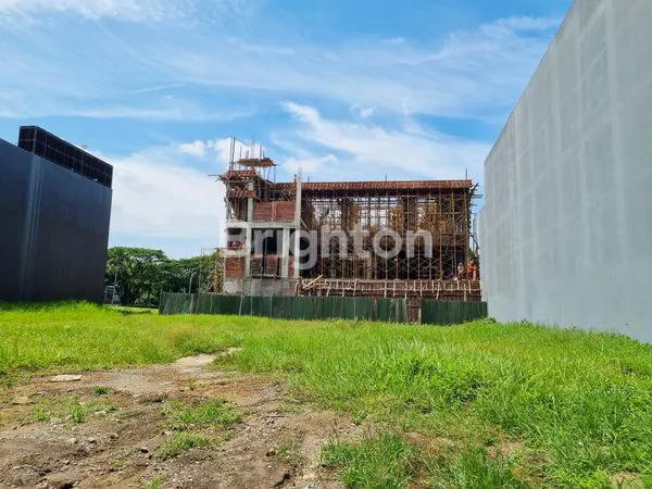 image TANAH KAVLING GRAHA FAMILY DEKAT LOOP, CLUBHOUSE, PUSAT BISNIS DAN KOMERSIAL (2)