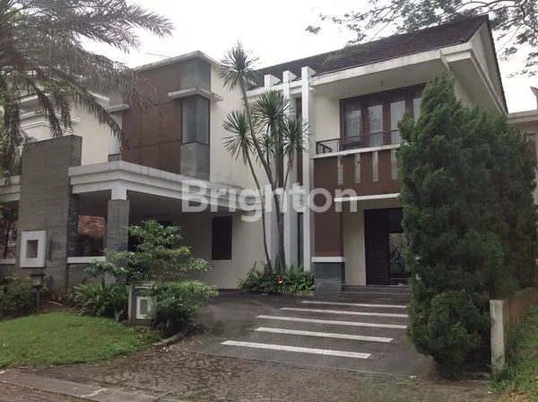 image RUMAH 2 LANTAI DI THE GREEN, CLUSTER MIRAGE, BSD, TANGERANG SELATAN (1)