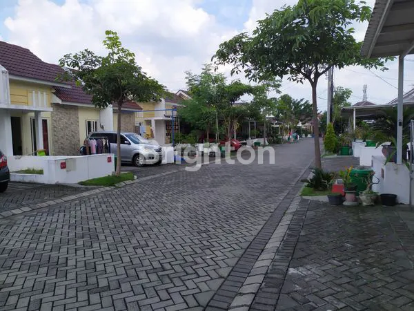 image RUMAH CANTIK TERAWAT DELTA MAGNOLIA GRAND DELTASARI (7)