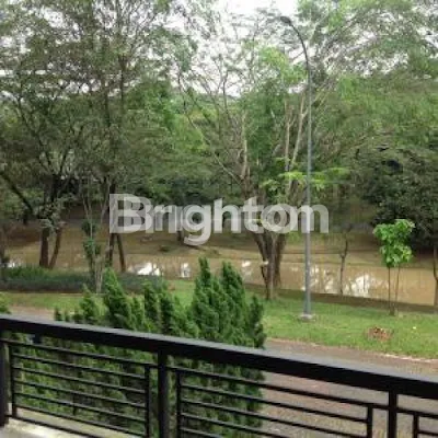 image RUMAH 2 LANTAI DI THE GREEN, CLUSTER MIRAGE, BSD, TANGERANG SELATAN (4)