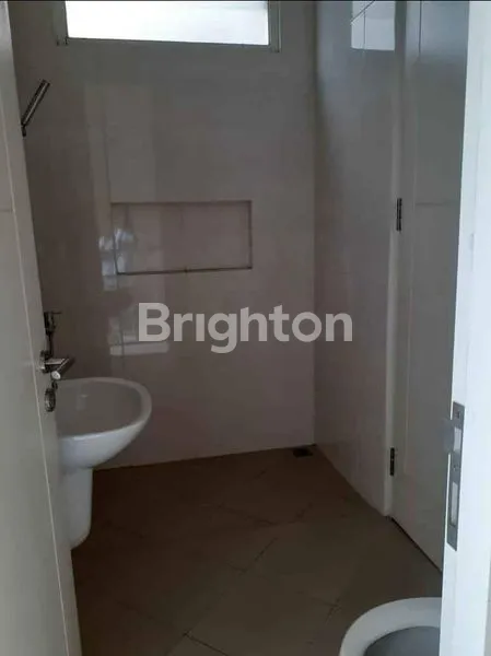 image ROYAL RESIDENCE 2LANTAI (2)