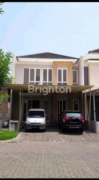 image ROYAL RESIDENCE 2LANTAI (1)