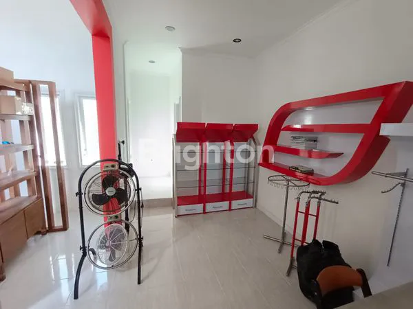 image RUMAH PONDOK CHANDRA PONDOK TJANDRA DKT MERR TROPODO WARU RUNGKUT (5)