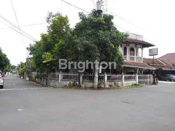 image LOKASI STRATEGIS, JAKAL KM 5,2!!! RUMAH HITUNG TANAH (1)