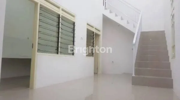 image RUMAH NIRWANA EKSEKUTIF 1.5 LANTAI BARU RENOVASI STRATEGIS DEKAT PANDUGO, RUNGKUT (8)