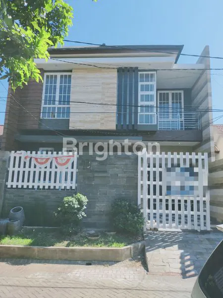 RUMAH BARU GRESSS 2 LANTAI SIAP HUNI DELTA SARI INDAH