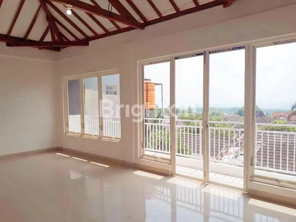 image RUMAH BAGUS MEWAH 2 LT BARU RENOVASI DEKAT EXIT TOL KOTA MALANG (14)