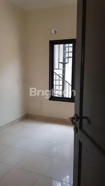 image RUMAH 1.5 LT DI PURIMAS REGENCY SURABAYA KOSONGAN (4)