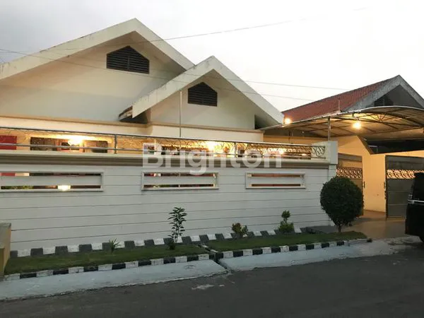 image RUMAH FURNISHED SIAP HUNI ONE GATE SYSTEM, LINGKUNGAN AMAN DAN TENANG (1)