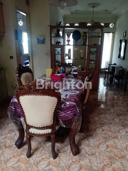 image RUMAH HOEK 2 LANTAI SIAP HUNI DI KELAPA DUA TANGERANG (6)