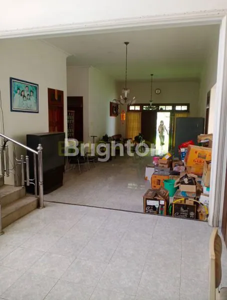 image RUMAH PUSAT KOTA SURABAYA, SECOND ROAD AMBENGAN, TERAWAT BAGUS (5)