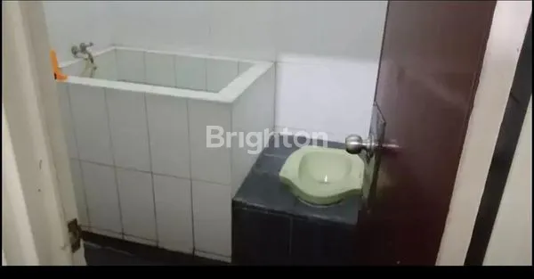 image RUMAH SIAP HUNI 2 LANTAI  BOULEVARD CITRA HARMONI (4)