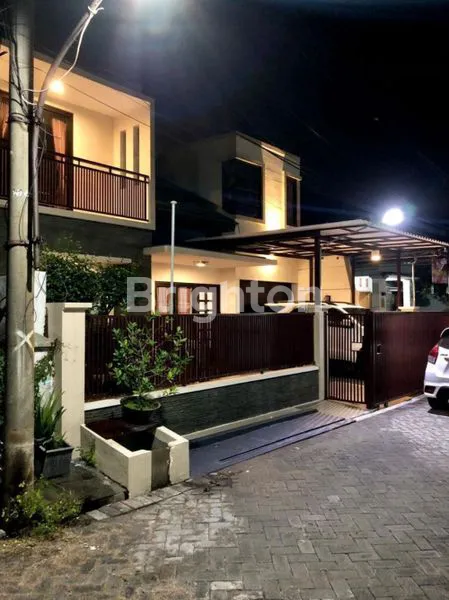 image RUMAH CANTIK TERAWAT DAERAH SEMOLOWARU ROW JALAN LONGGAR (1)