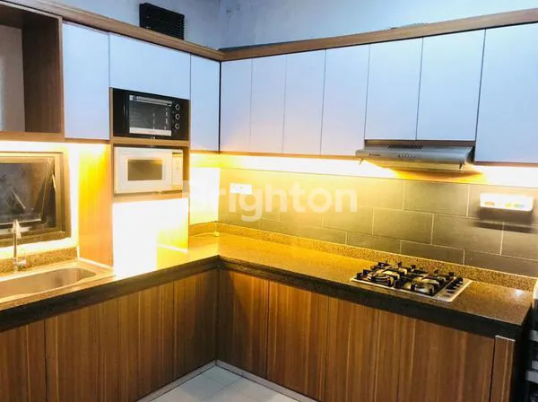 image RUMAH CANTIK TERAWAT DAERAH SEMOLOWARU ROW JALAN LONGGAR (2)