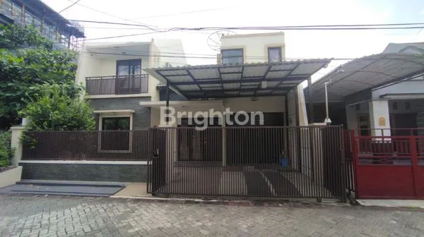image RUMAH CANTIK TERAWAT DAERAH SEMOLOWARU ROW JALAN LONGGAR (6)