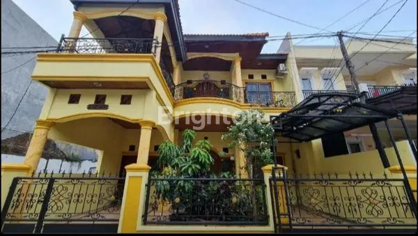 image RUMAH CANTIK SIAP HUNI DI KELAPA GADING JAKARTA UTARA (1)