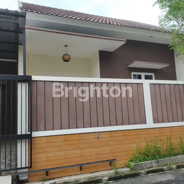 image RUMAH  SDH RENOV  TOTAL SDH DI TINGGI KN DR JLN DAN BEBAS DR BANJIR (8)