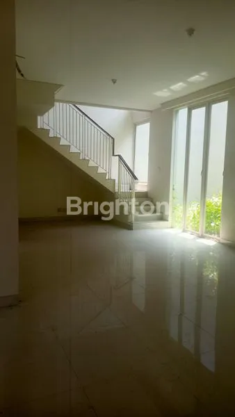 image RUMAH NEW MINIMALIS DI GRAND PAKUWON, DEKAT DENGAN KOMPLEK PERGUDANGAN MARGOMULYO (6)