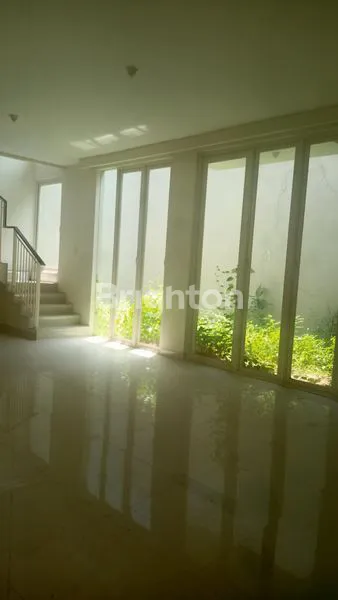 image RUMAH NEW MINIMALIS DI GRAND PAKUWON, DEKAT DENGAN KOMPLEK PERGUDANGAN MARGOMULYO (5)