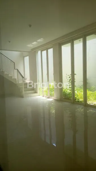 image RUMAH NEW MINIMALIS DI GRAND PAKUWON, DEKAT DENGAN KOMPLEK PERGUDANGAN MARGOMULYO (3)