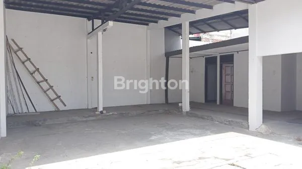 image MAJAPAHIT RUMAH BISA UNTUK KANTOR DAN GUDANG PINGGIR JALAN RAYA SEMARANG TIMUR (7)