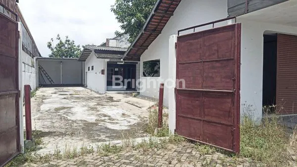 image MAJAPAHIT RUMAH BISA UNTUK KANTOR DAN GUDANG PINGGIR JALAN RAYA SEMARANG TIMUR (2)