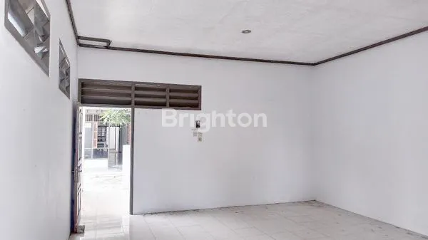 image MAJAPAHIT RUMAH BISA UNTUK KANTOR DAN GUDANG PINGGIR JALAN RAYA SEMARANG TIMUR (5)