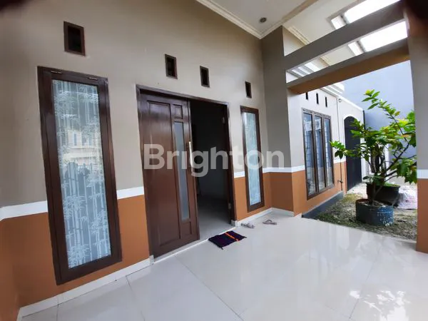 image TURUN HARGA RUMAH BAGUS LAHAN SANGAT LUAS DI LOKASI STRATEGIS (1)