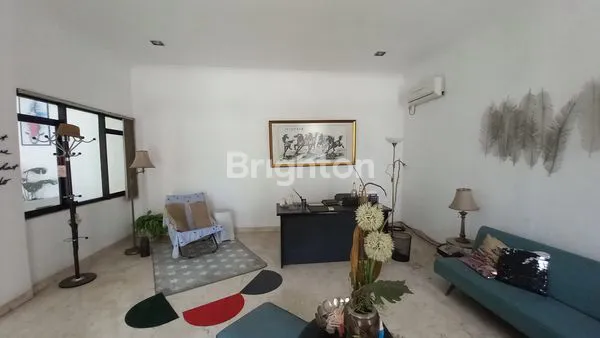 image RUMAH USAHA KH MAS MANSYUR JAKARTA PUSAT 3 LANTAI (6)