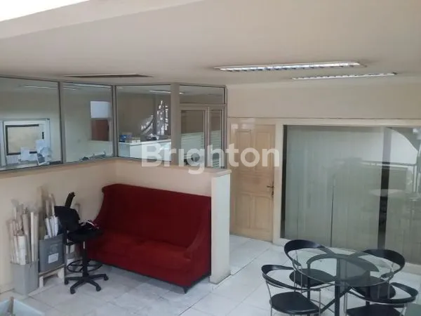 image RUKO HUK 4 LANTAI KREKOT JAKARTA PUSAT DENGAN PARKIRAN LUAS (3)