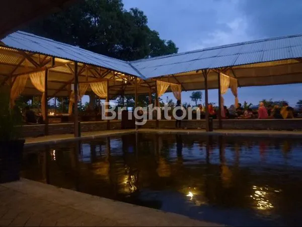 RUMAH MAKAN LUAS LENGKAP DENGAN PERABOT DAERAH PRIGEN PASURUAN