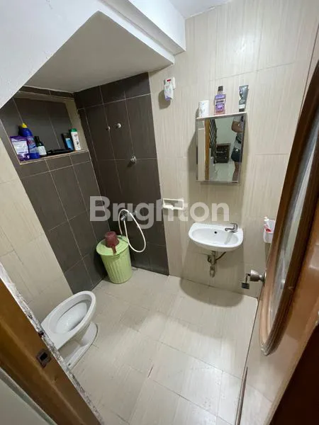 image RUMAH DI REGENSI MELATI MAS, RAPI, SIAP HUNI, BSD, 2 MENIT DARI TOL JELUPANG (7)