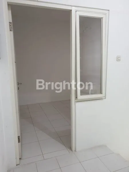 image RUMAH 1.5 LT DI TAMAN WISATA REGENCY GRESIK (1)