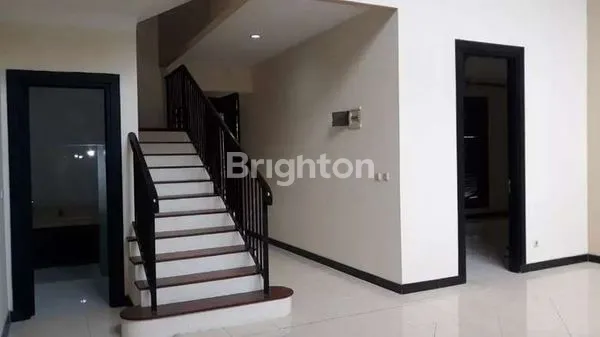 image RUMAH DI BABATAN PRATAMA (5)