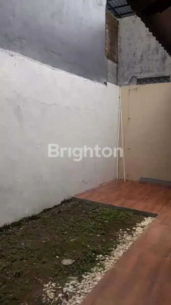 image RUMAH DI BABATAN PRATAMA (4)