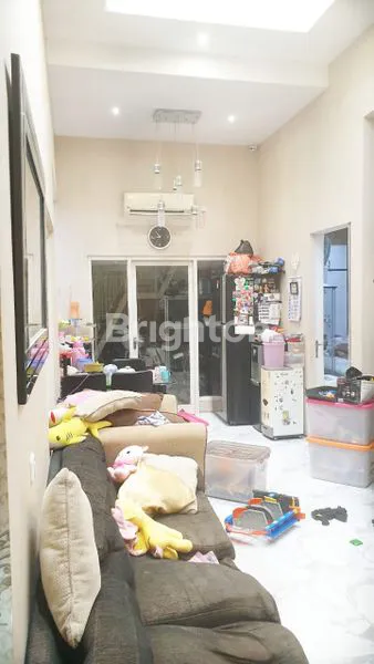 image RUMAH PALMA CLASICA CITRALAND SBY BARAT (1)