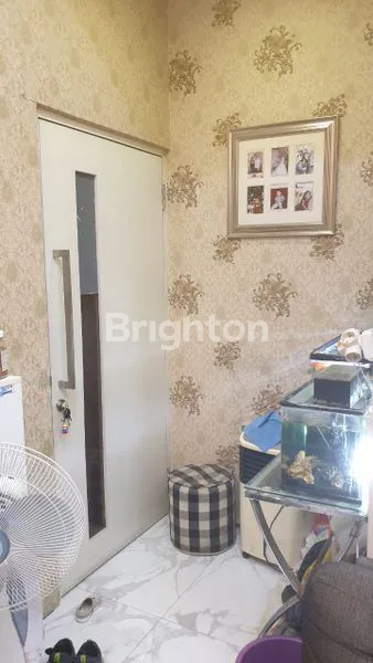 image RUMAH PALMA CLASICA CITRALAND SBY BARAT (2)