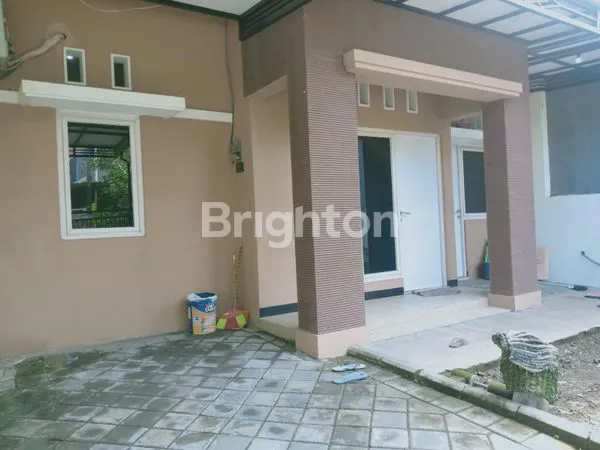 image RUMAH 1 LANTAI DILINGKUNGAN NYAMAN DEKAT KOTA & EXIT TOLL PONDOK JATI (2)