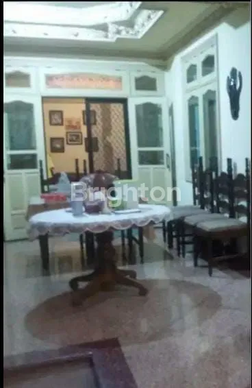 image RUMAH DI GAYUNGSARI BARAT  (1)