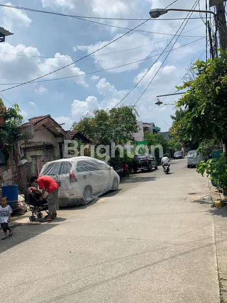 image RUMAH 2 LANTAI DI VILA TANGERANG ELOK (2)