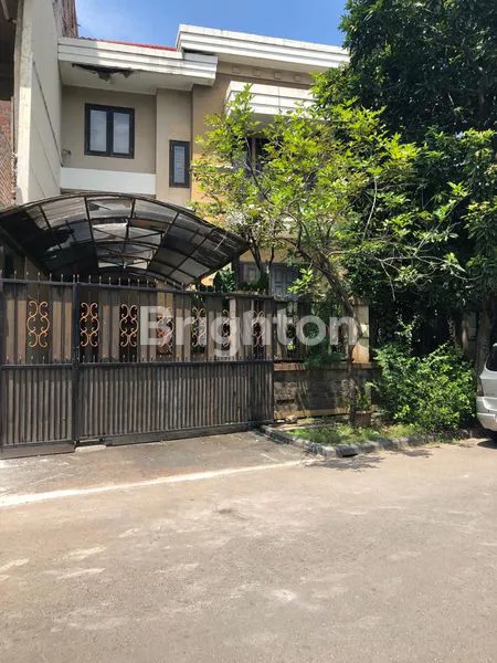 image RUMAH PURI KENCANA HOOK 2 LANTAI SEMI FURNISH DAN BEBAS BANJIR (2)