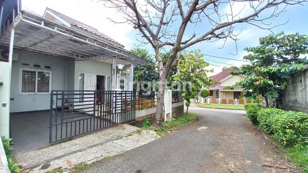 HUNIAN DI TANAH BARU, KOTA BOGOR HANYA 200 METER MENUJU TOL