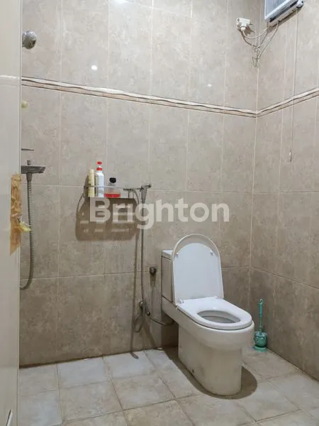 image HARGA GLOSOR 3 LANTAI RUMAH KANTOR SIAP HUNI (8)