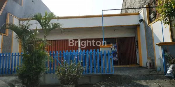 RUKO STRATEGIS PINGGIR JALAN RAYA LAMONGAN DEKAT KAMPUS