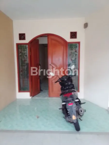 image RUMAH 2 LANTAI DALAM KOMPLEK DKI PONDOK KELAPA KECAMATAN DUREN SAWIT JAKARTA TIMUR (6)