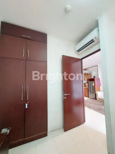 image APARTEMENT CASABLANCA MANSION LANTAI ATAS (3)