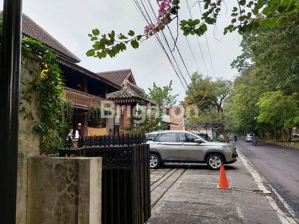 image TEMPAT USAHA TENGAH KOTA JL JAKARTA MALANG (2)